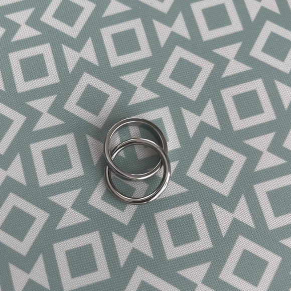 Calvin Klein intertwined ring - Picture 4 of 6